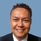 dennis piniones
