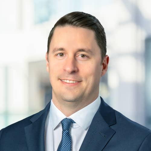 Private Credit Team - Dominc Hering