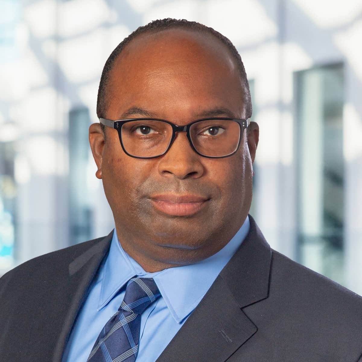 Headshot of Damian Hyams