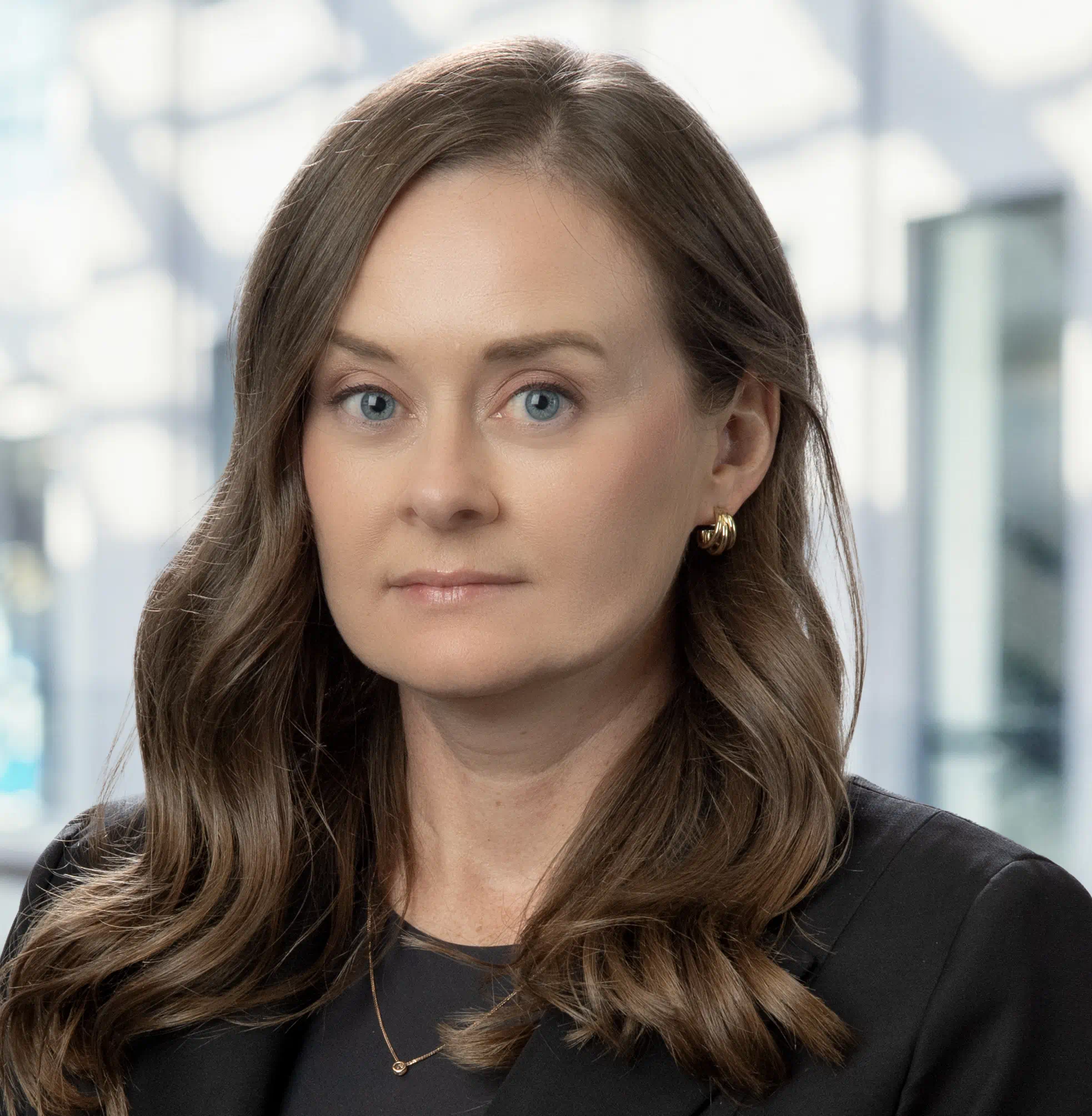 headshot of Laura Mayfield