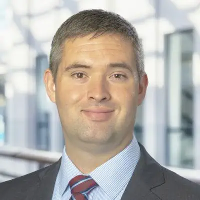 Steven Garrett headshot.