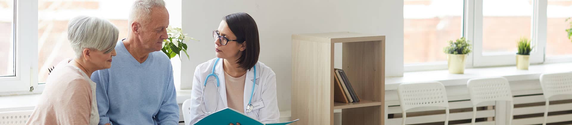 dr discussing with patient