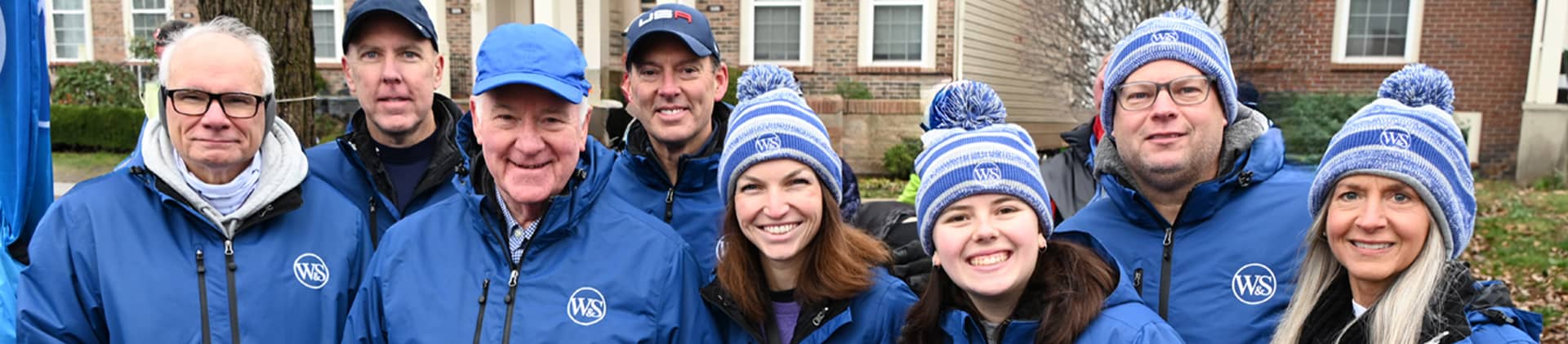 Associates participating in the Thanksgiving Day Race