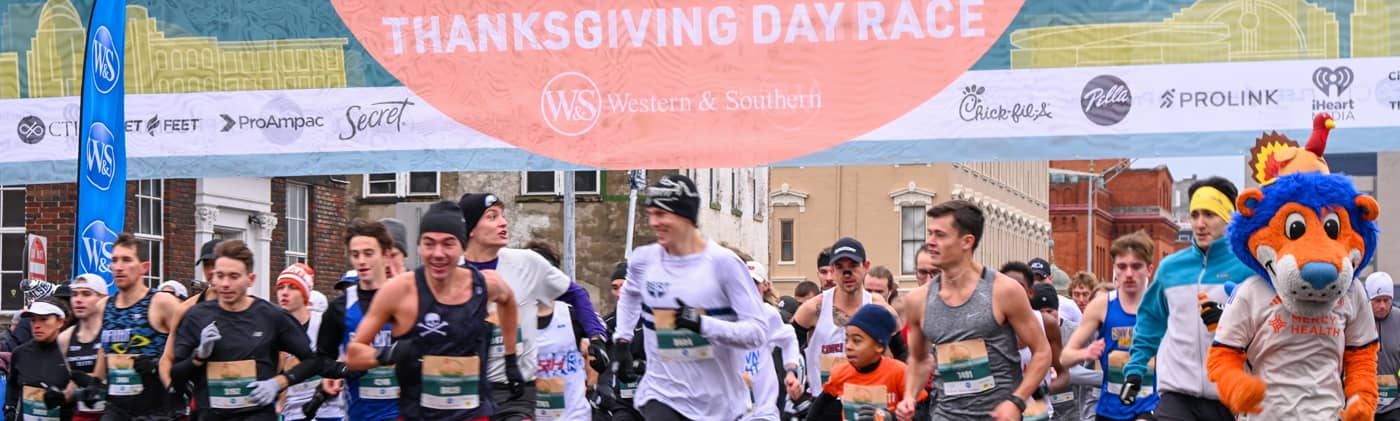Western & Southern Thanksgiving Day Race, participants running in Cincinnati