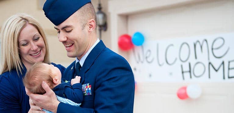 military family welcoming home