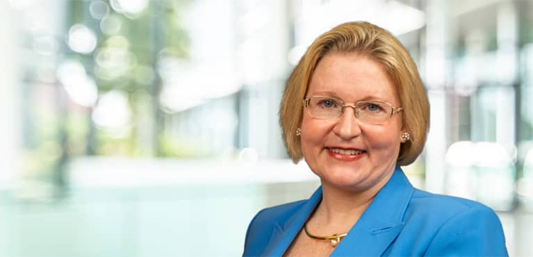 W&S Life Pittsburgh Agency Manager, Julie Calhoun